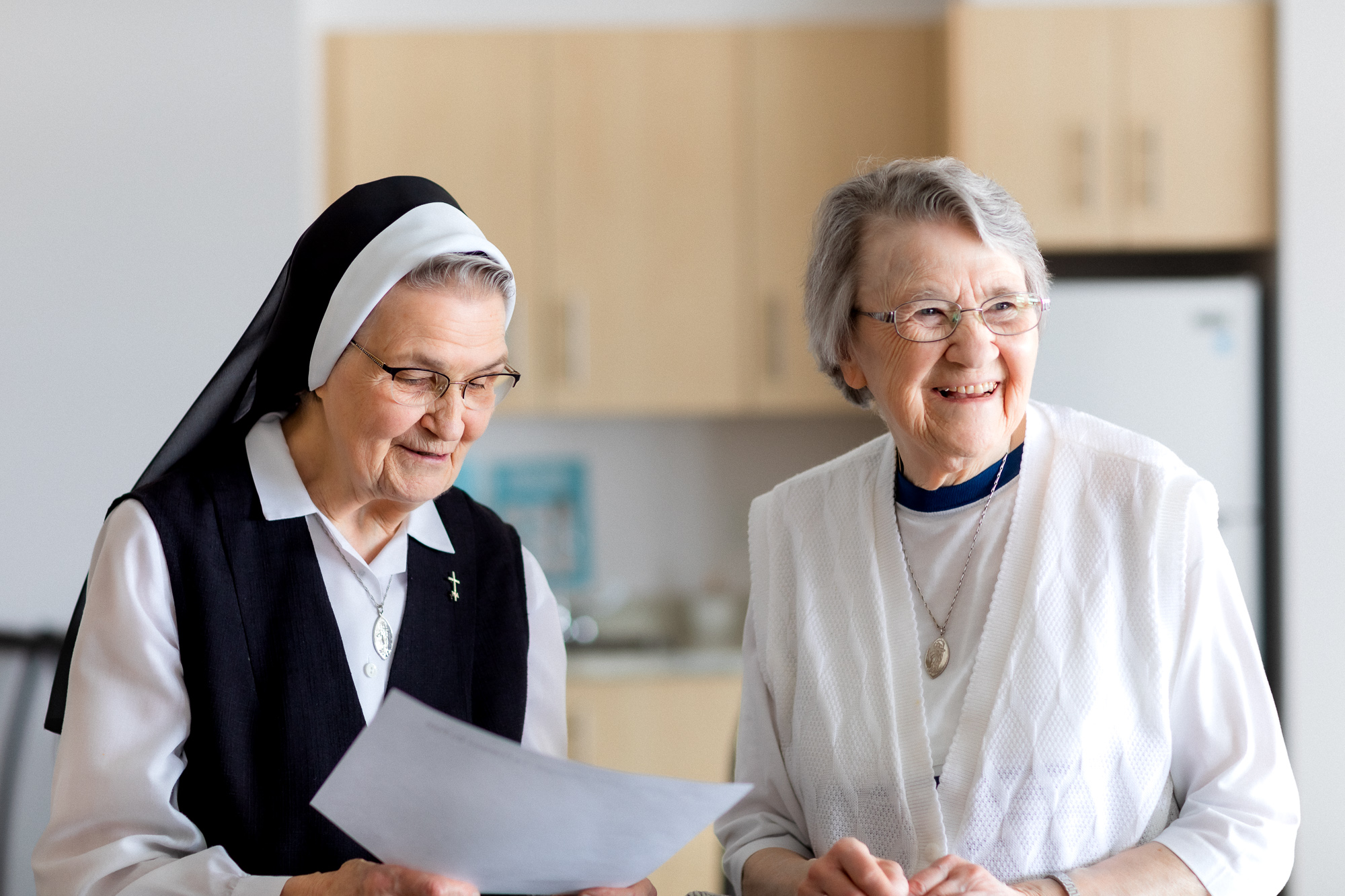 Soeurs Yvonne Parent et Thérèse Gagné en 2023.